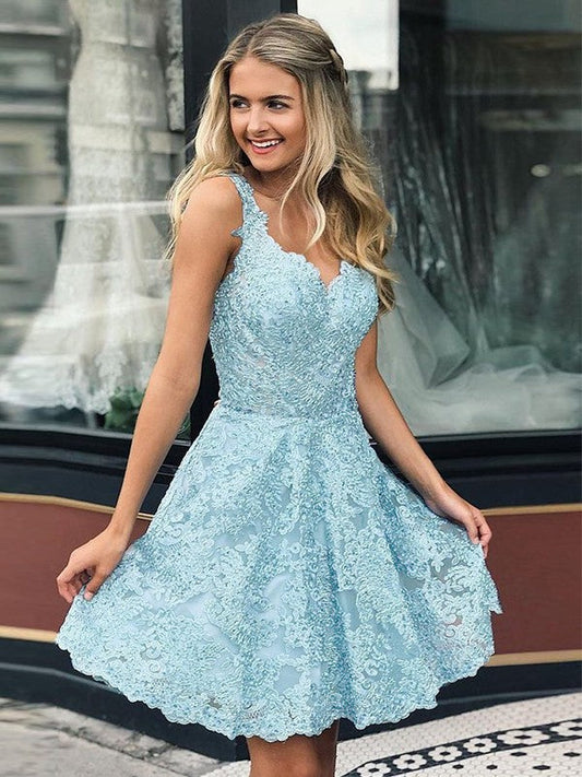 A-Line/Princess Lace V-neck Sleeveless Short/Mini Prom Dress
