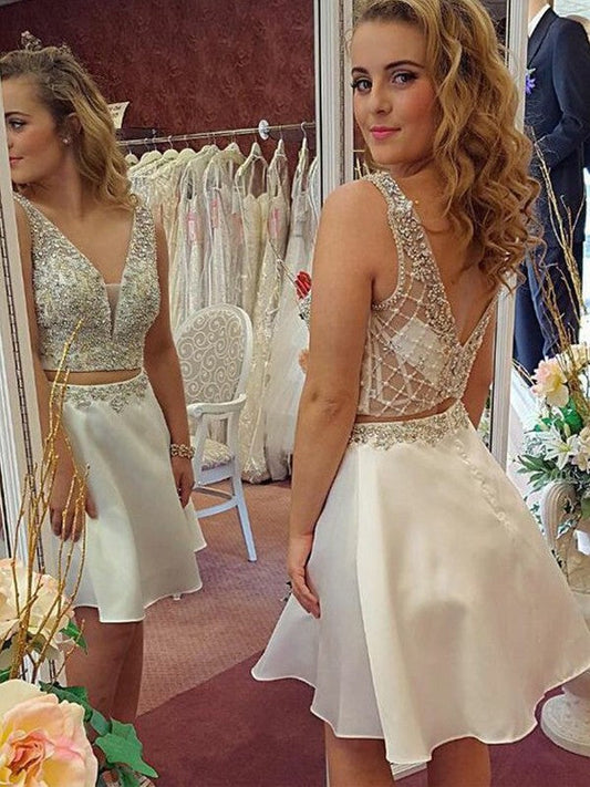 A-Line Chiffon V-neck Sleeveless Short/Mini With Beading Homecoming Dress