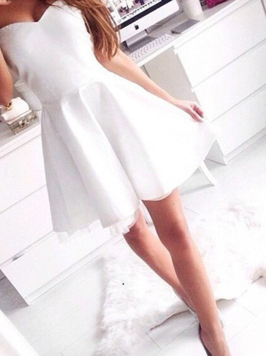 A-Line Satin Sweetheart Sleeveless Short/Mini With Beading Homecoming Dress