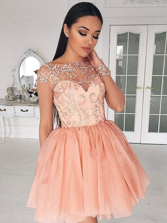 A-Line Chiffon Bateau Long Sleeves Short/Mini With Applique Homecoming Dress