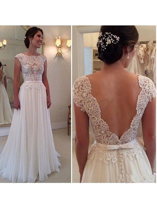 A-Line Chiffon Scoop Sleeveless Sweep/Brush Train With Applique Prom Dress
