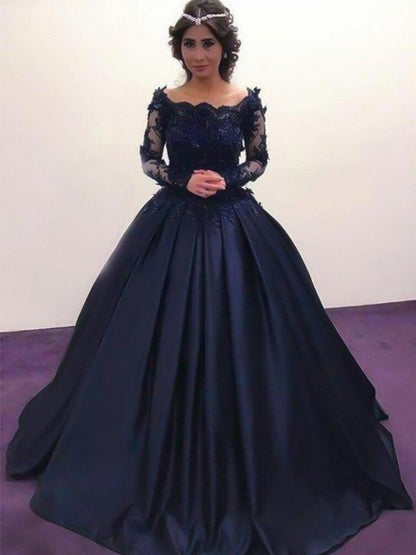 Ball Gown Bateau Long Sleeves Sweep/Brush Train With Applique Satin Prom Dress